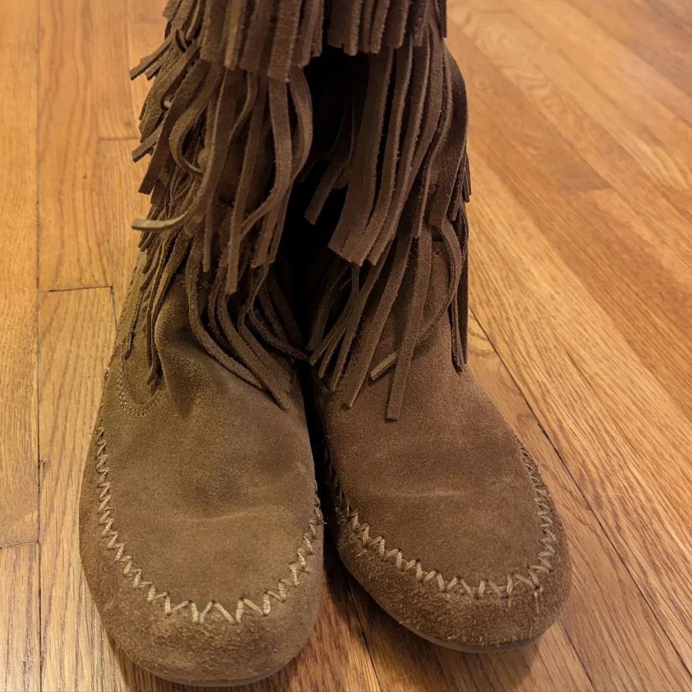 Brown Fringe Suede Moccasin Boots - Picture 3 of 7
